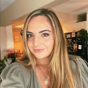 Meet your Posher, Madi